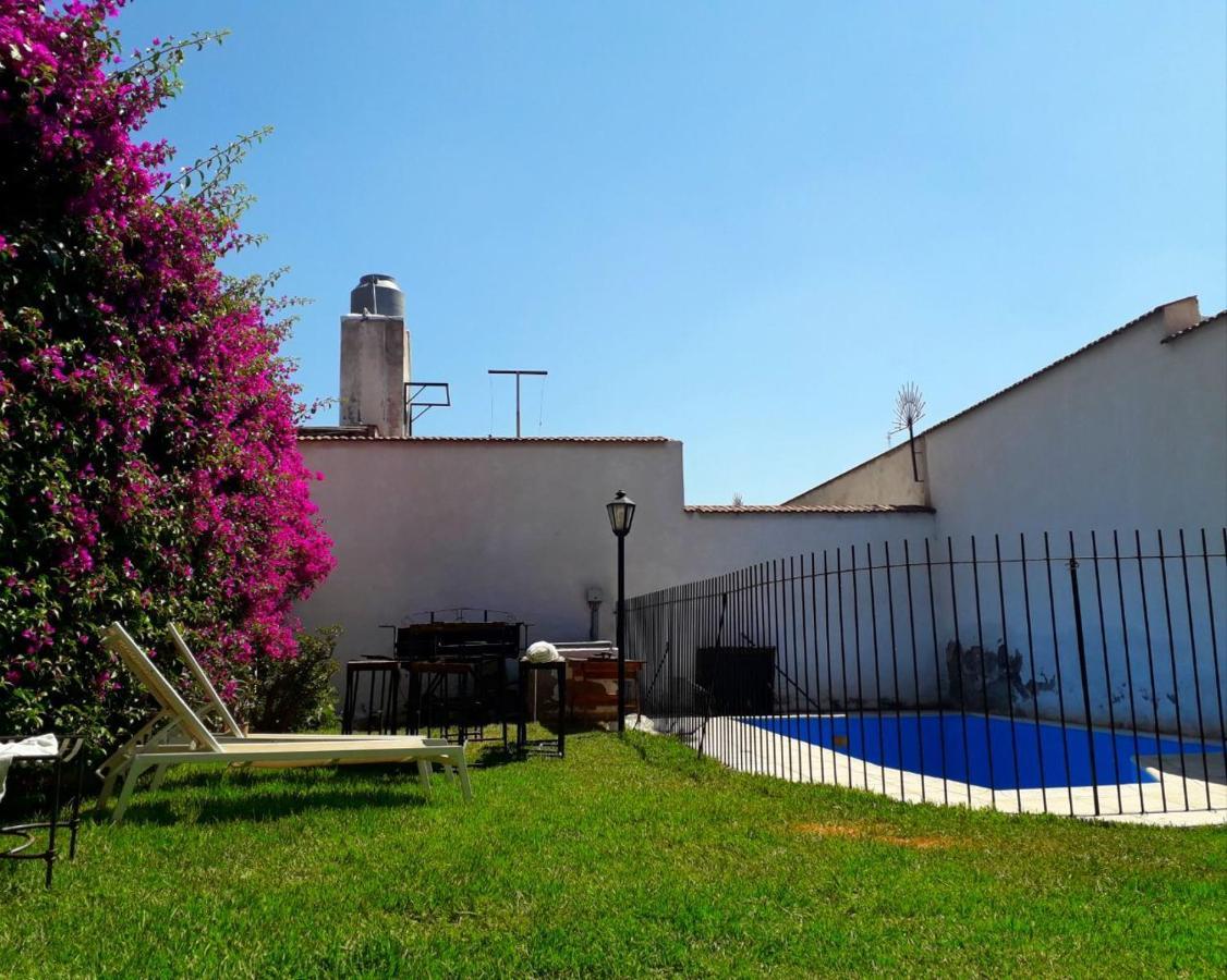 Tanino Guest House Мендоса Екстер'єр фото